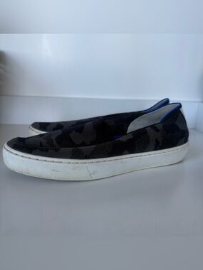Rothy’s The Original Slip On Sneaker Grey Camo Knit Shoes Women’s Size 7.5
